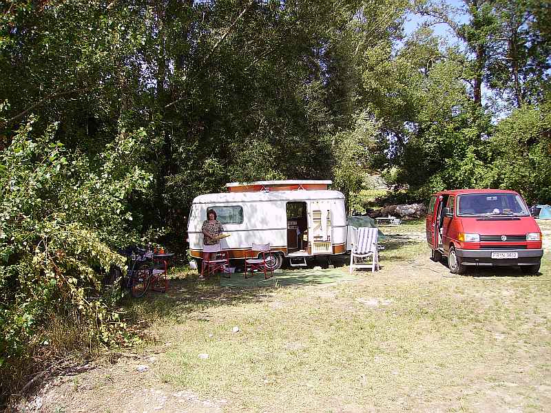 Unser Stellplatz auf "Gervanne-Camping"