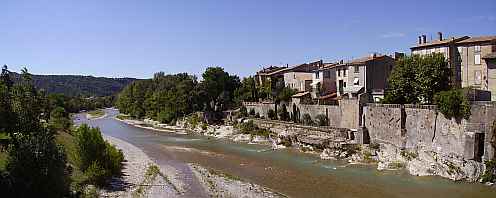 Panoramabild: Die Drôme bei Aouset sur Sye