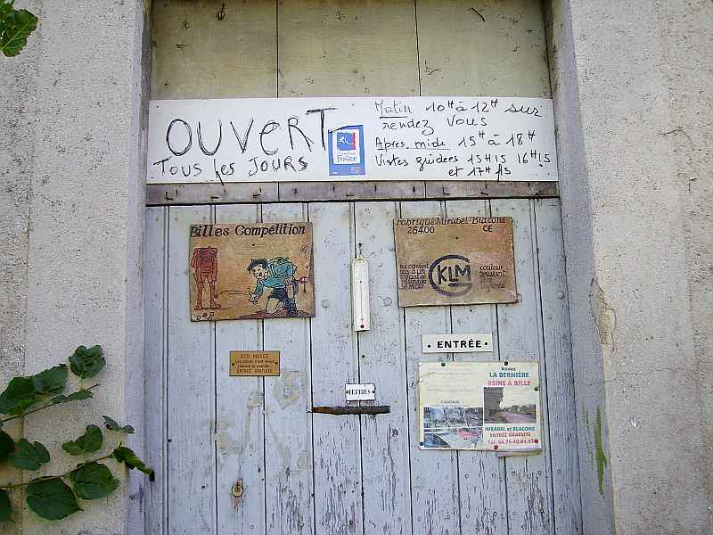 Mirabel et Blacons: Billes & Traditions