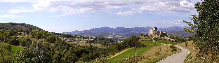 Piégros-la-Clastre: Blick nach Norden Piégros-la-Clastre: Blick nach Norden