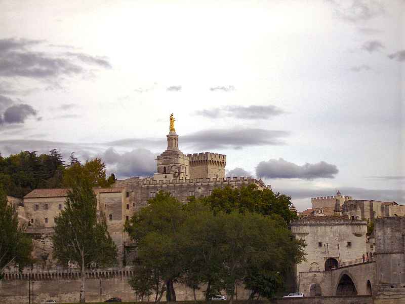 Avignon: Blick zum "Rocher des Domes"