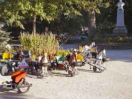 Im Park der "Rocher des Domes" Im Park der "Rocher des Domes"